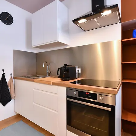 Apartment Soon - Pep's